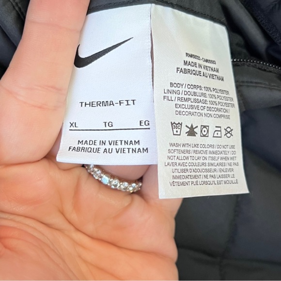 Nike Therma Fit Repel Reversible Black Leopard Semi-Cropped Puffer Vest Golf XL - Picture 11 of 16